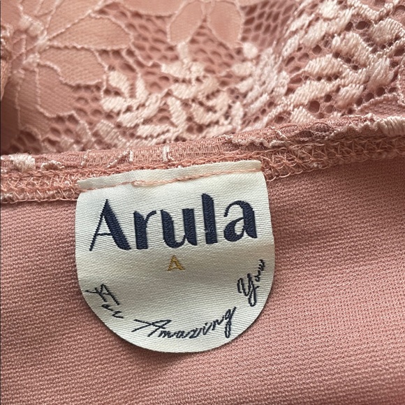 ARULA Lace Blush Pink Tank - Picture 3 of 4